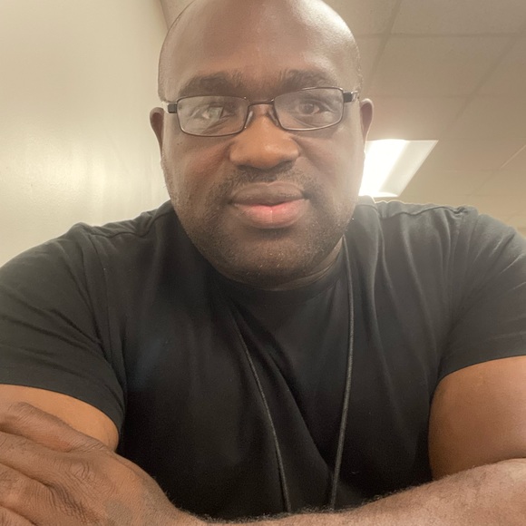 Meet your Posher, Tony - Picture 2 of 4